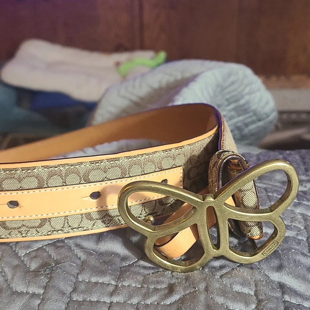 Vintage Coach Butterfly Buckle Belt - Picture 2 of 7